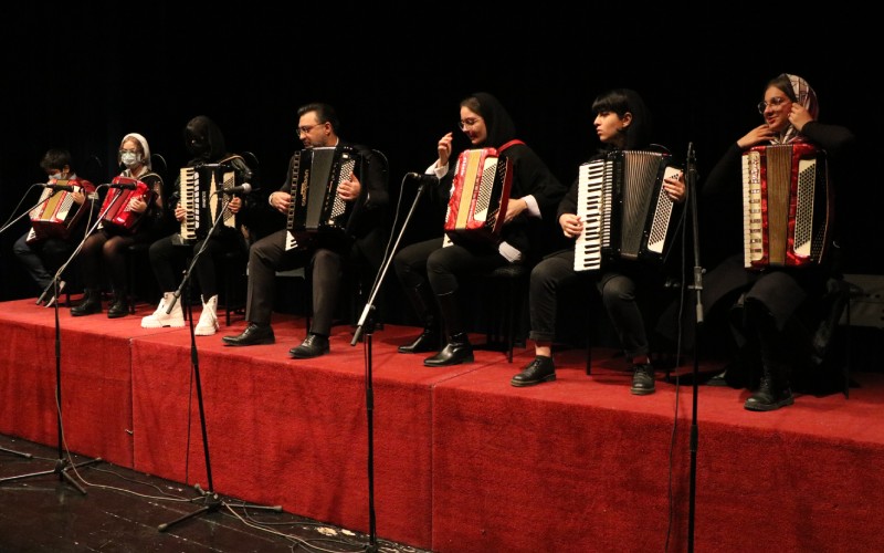 هنرجوی آکاردئون