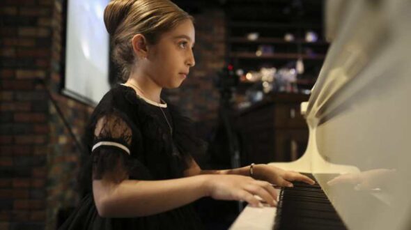 آموزش موسیقی برای کودکان | بهترین سن شروع یادگیری موسیقی در آکادمی نخشبی